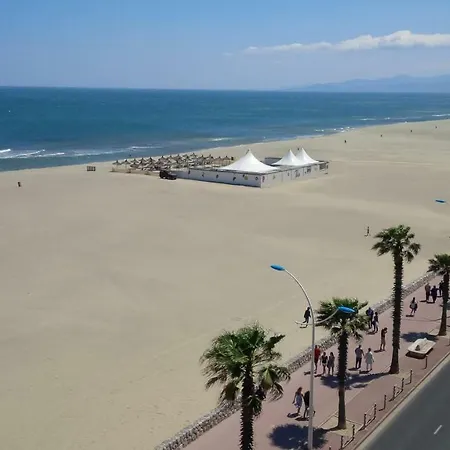 Canetbeach